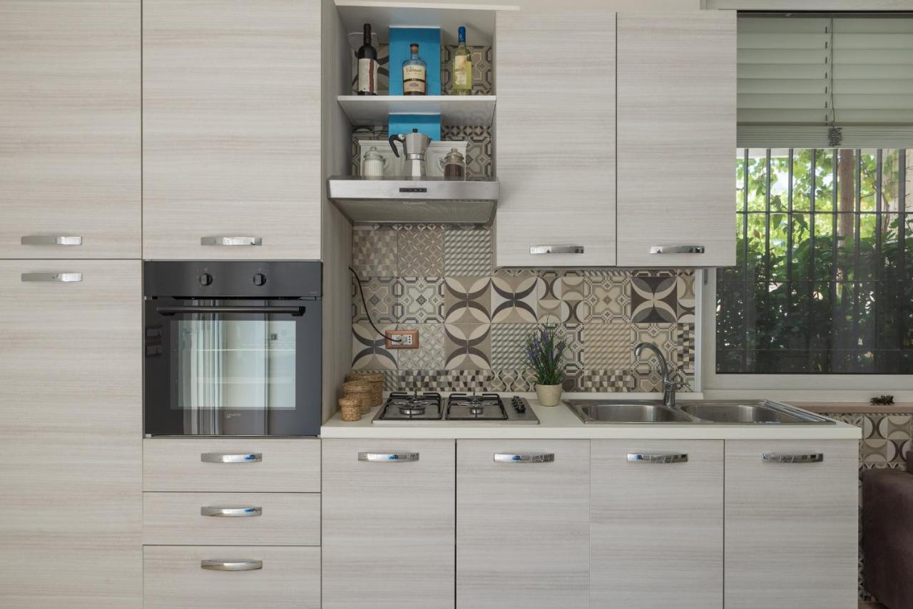 Appartamento Gardenia In Villa Mariella Остуни Екстериор снимка